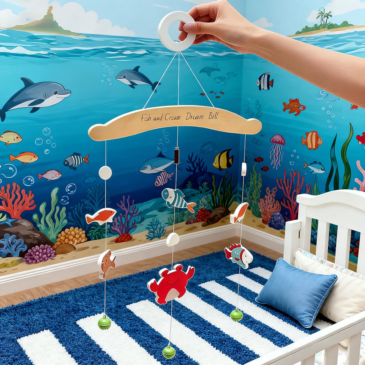 Wooden Baby Comfort Toy Ocrean Dream Bell Fish Sound Bell High Quality Wooden Baby Bed Bell